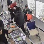Violento robo en Quilmes: simularon ser personas con discapacidad y desvalijaron una joyería